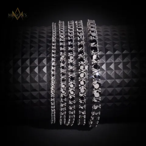 Empress’ Tennis Link Chain · Eclipse — detail 3